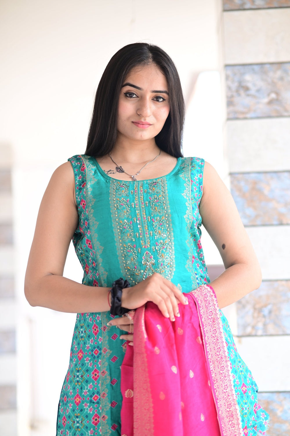 ETHNIC WEAR SET WITH PATOLA PRINT SILK TOP AND CONTRAST PURE NAZNIN DUPATTA WITH HANDWORK DETAILS - Shreenath Collection