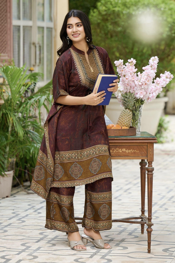 Kaftan Set in Malabar Silk with Yog and Daman Print - Shreenath Collection